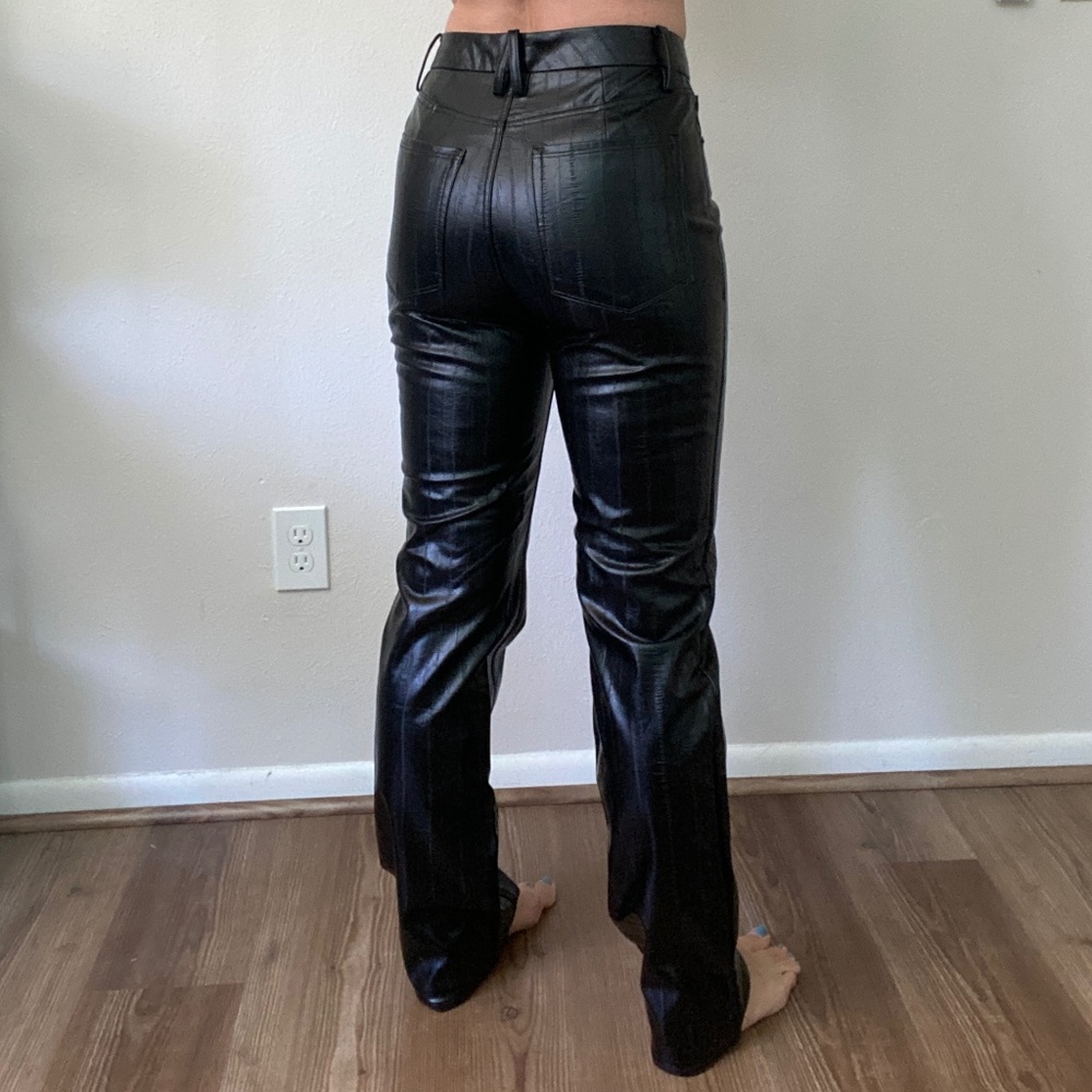 NWOT Better Than Leather Good Icon Good American Faux Vegan Pants - 6/28 - Picture 7 of 8